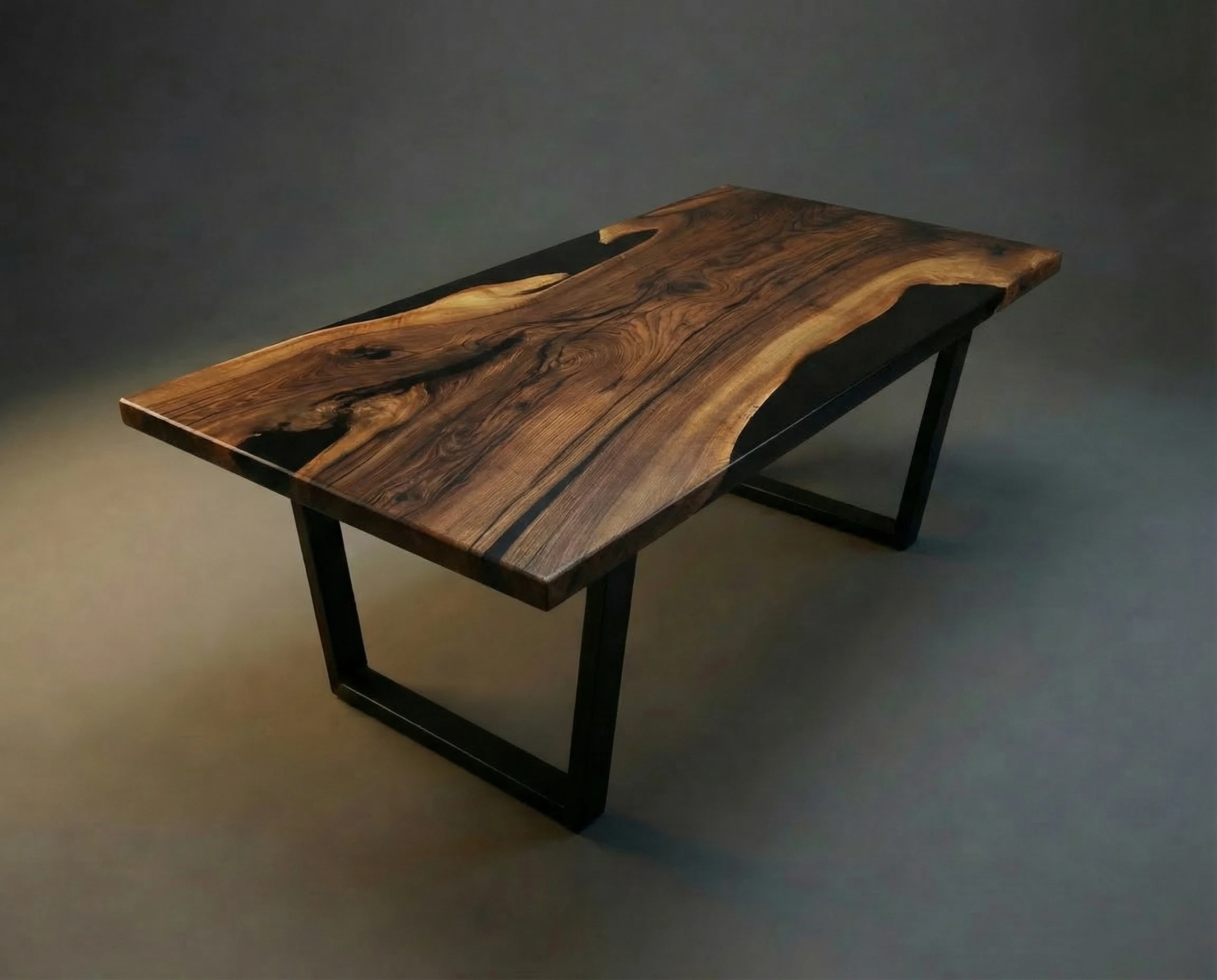 Walnut Black Edge Flow